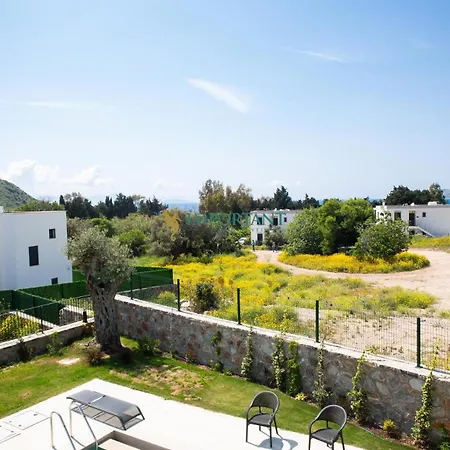 Vila Bd498- 4 With Private Pool In Gumusluk